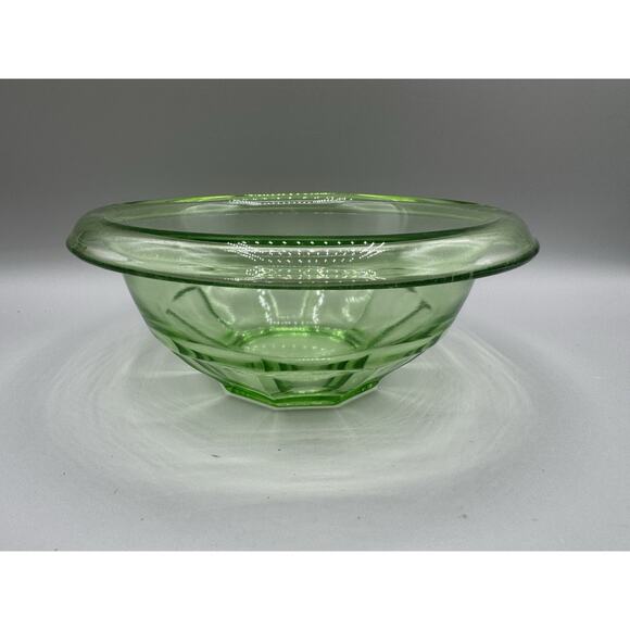 Hazel Atlas Mixing Bowl Rest Well Green Uranium Depression Glass 6” 1930s VTG - Picture 1 of 7